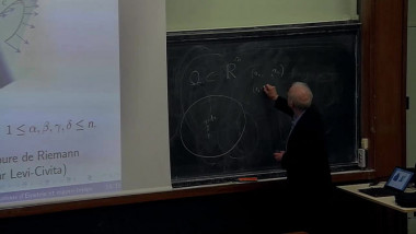 Bulles de savons, équations d'Einstein et structure de l'espace temps