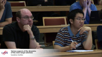 Asymptotic analysis of evolution equations / Analyse asymptotique des équations d'évolution
