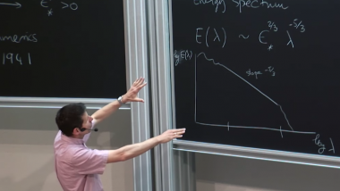 Vorticity, rotation and symmetry (III) - approaching limiting cases of fluid flows  / Vorticité, rotation et symétrie (III) – analyse des situations limites en théorie des fluides