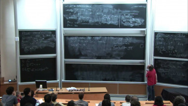 Noncommutative lace expansion