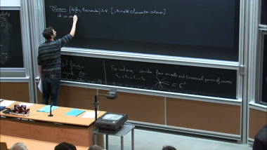 The Zariski problem for homogeneous and quasi-homogeneous curves