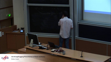 Leapfrogging for the axisymmetric Gross-Pitaevskii equation