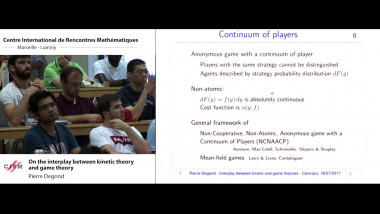 On the interplay between kinetic theory and game theory