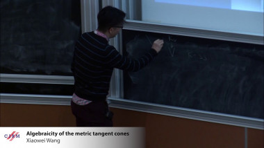 Algebraicity of the metric tangent cones