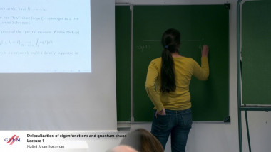 Delocalization of eigenfunctions and quantum chaos - lecture 1