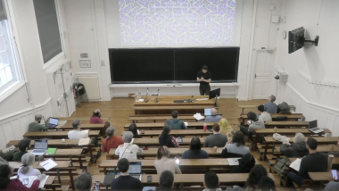 Lift and patterns in the Spectre tilings