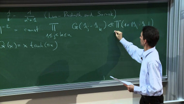 2/4 Automorphic forms in higher rank