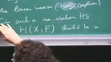 Structures de Hodge non-abéliennes