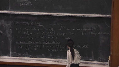 Exceptional splitting of reductions of abelian surfaces with real multiplication