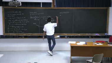 Numerical Simulation and Analysis of Elliptic and Parabolic PDEs using Differential Quadrature Methods and FEMs (4/4)