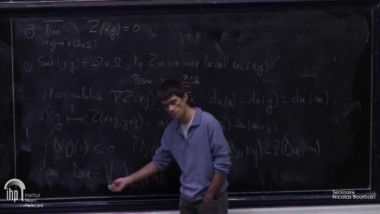 [1094] De nouvelles utilisations du principe du maximum en géométrie