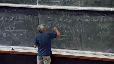 Linearly saturated subvarieties on uniruled projective manifolds