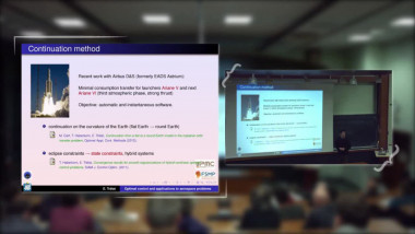 Théorie du contrôle optimal et applications aux missions spatiales