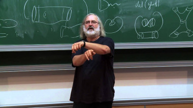 Discussion, Helmut HOFER - Moduli Problems in Sympletic Geometry.