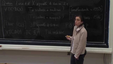 [1099] Espaces de Banach possédant très peu d'opérateurs