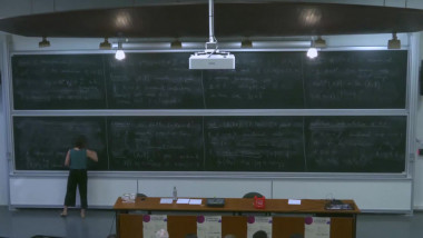 C. Araujo - Automorphisms of quartic surfaces and Cremona transformations 1