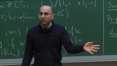 On the vanishing of negative K-theory