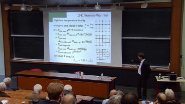 Le modèle d'Ising du ferromagnétisme de 1920 à 2020