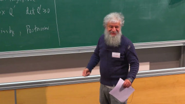 On Universal Quadratic Inequalities for Minors of TNN Matrices