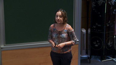 Sharp Bernstein and Hoeffding type inequalities for regenerative Markov chains