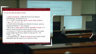 Aspects de la théorie quantique des champs en espace-temps courbe