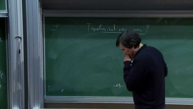 On topological strings and matrix integrals