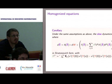 Averaging and homogenization in deterministic and stochastic systems / Moyennisation et homogénéisation dans les systèmes déterministes et stochastiques