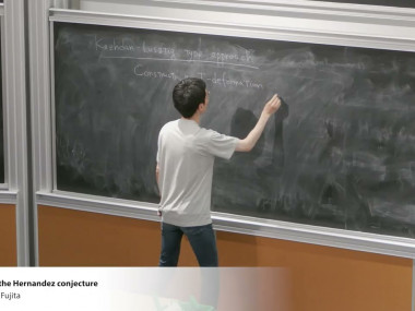 Coulomb branches and affine quantum groups / Branches de Coulomb et groupes quantiques affines