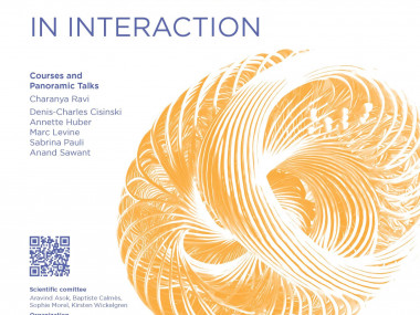 Motivic homotopy in interaction / Homotopie motivique en interaction
