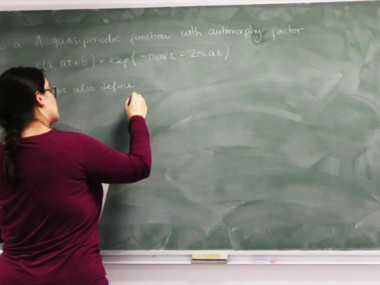 Anna Somoza: Complex abelian varieties