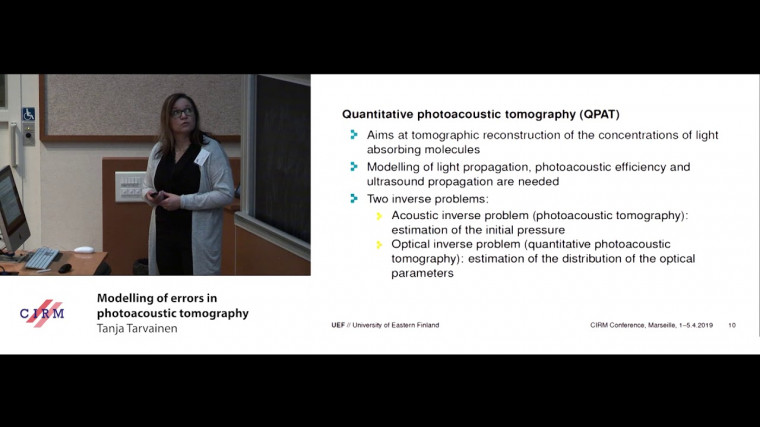 Mathematical and numerical approaches for multi-wave inverse problems / Approches mathématiques et numériques pour les problèmes inverses de type multi-ondes