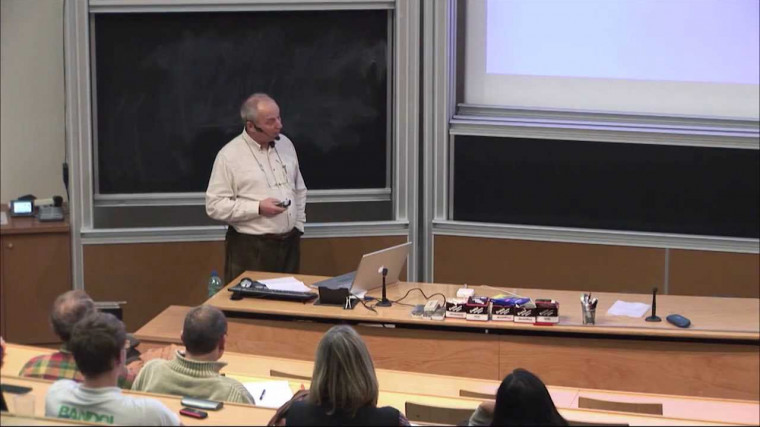 Mathématiques, hôtes, parasites et environnement marin