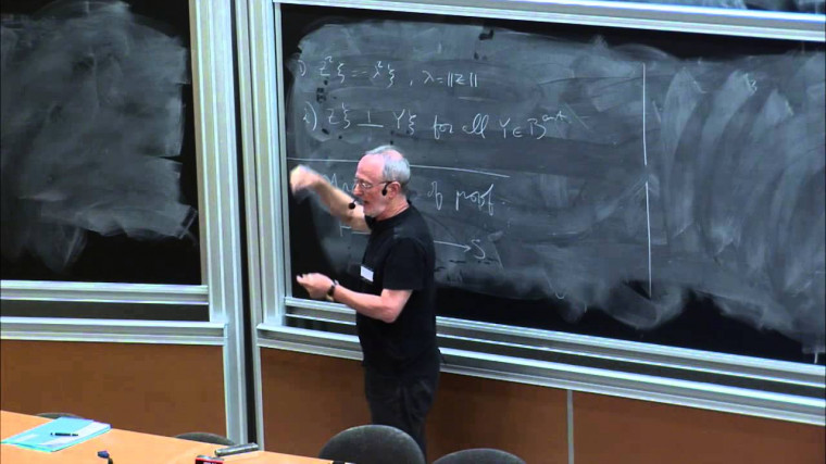 Metric geometry in homogeneous spaces of the unitary group of a $C^²$-algebra. Part 2: minimal curves