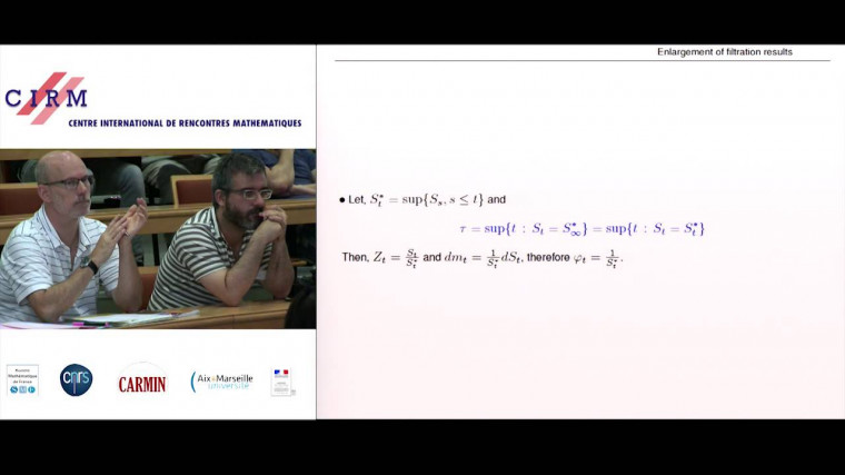 Arbitrages in a progressive enlargement of filtration