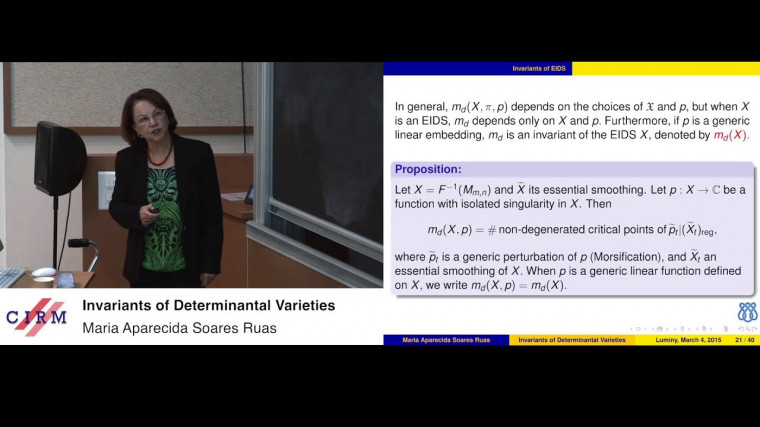 Invariants of determinantal varieties