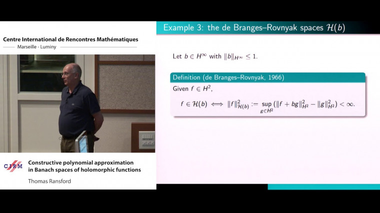 Constructive polynomial approximation in Banach spaces of holomorphic functions