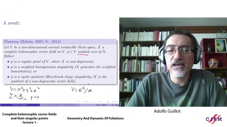 Complete holomorphic vector fields and their singular points - lecture 1