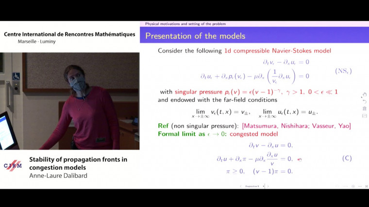 Stability of propagation fronts in congestion models