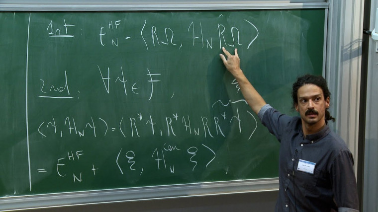 Correlation energy of a weakly interacting Fermi gas