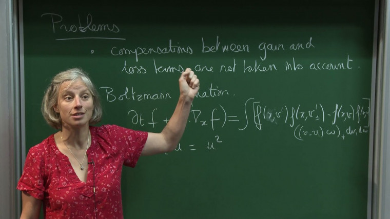 2/2 Statistical Description of a Hard Sphere Gas Dynamics