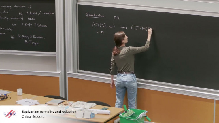 Equivariant formality and reduction