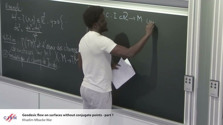 Geodesic flow on surfaces without conjugate points - part 1