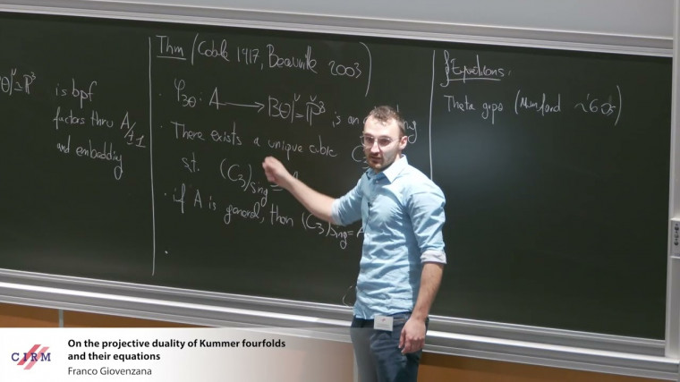 On the projective duality of Kummer fourfolds and their equations