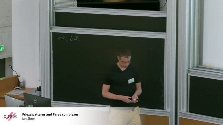 Frieze patterns and Farey complexes