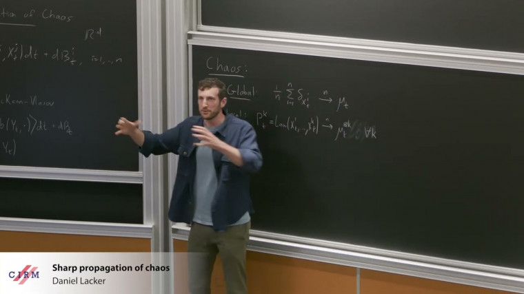 Sharp quantitative propagation of chaos