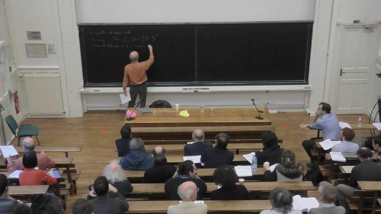 [1212] Prolongement analytique de fonctions Zêta et de fonctions L