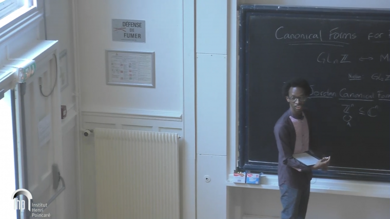 Canonical forms for free group automorphisms