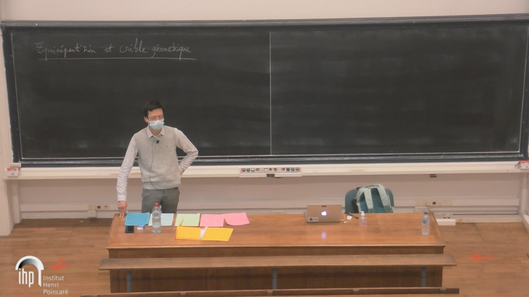 Equirépartition et crible géométrique