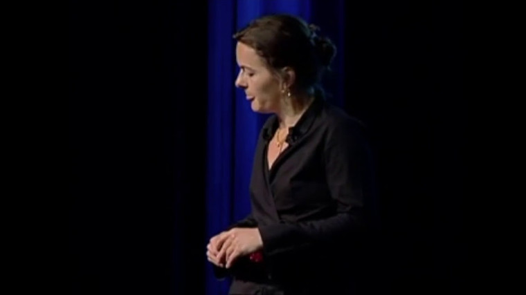 Laplace, le hasard et ses lois universels