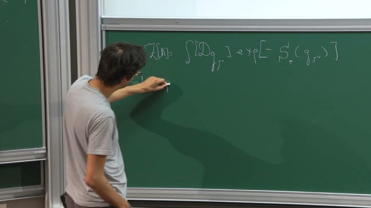 Quantum Gravity in de Sitter Space (3/3)